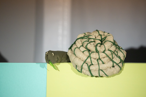 SMALL WORLDS - PUPPET AND SET DESIGNS BY BOTÁR EDIT