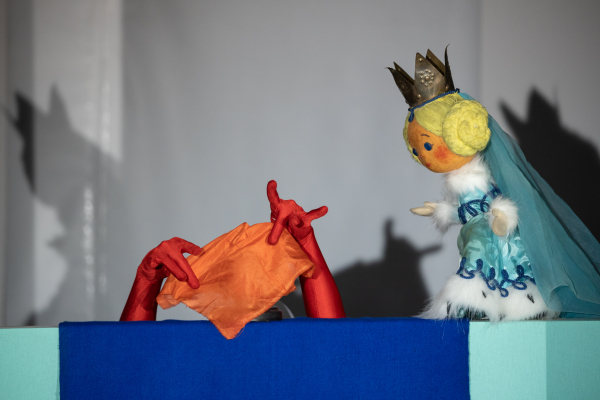 SMALL WORLDS - PUPPET AND SET DESIGNS BY BOTÁR EDIT